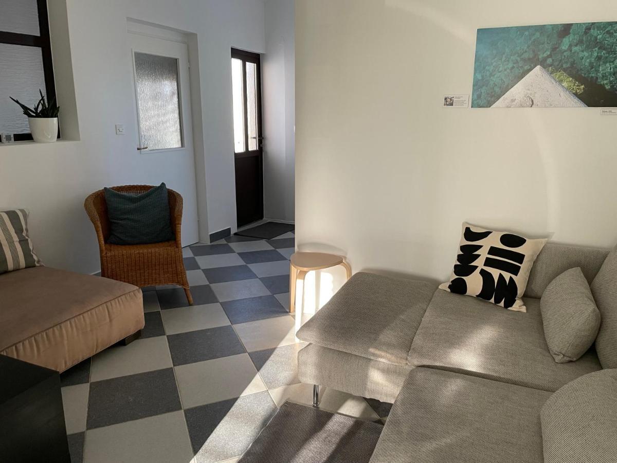 Apartment Vucic ราชานาส ภายนอก รูปภาพ