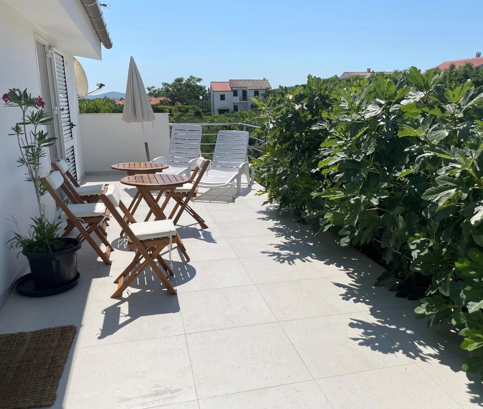 Apartment Vucic ราชานาส ภายนอก รูปภาพ